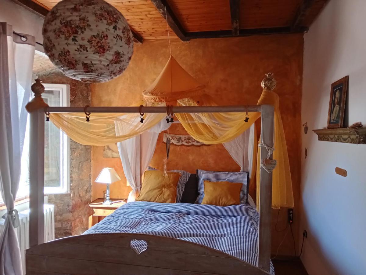 Morelli House Guest House Montalbo Luaran gambar
