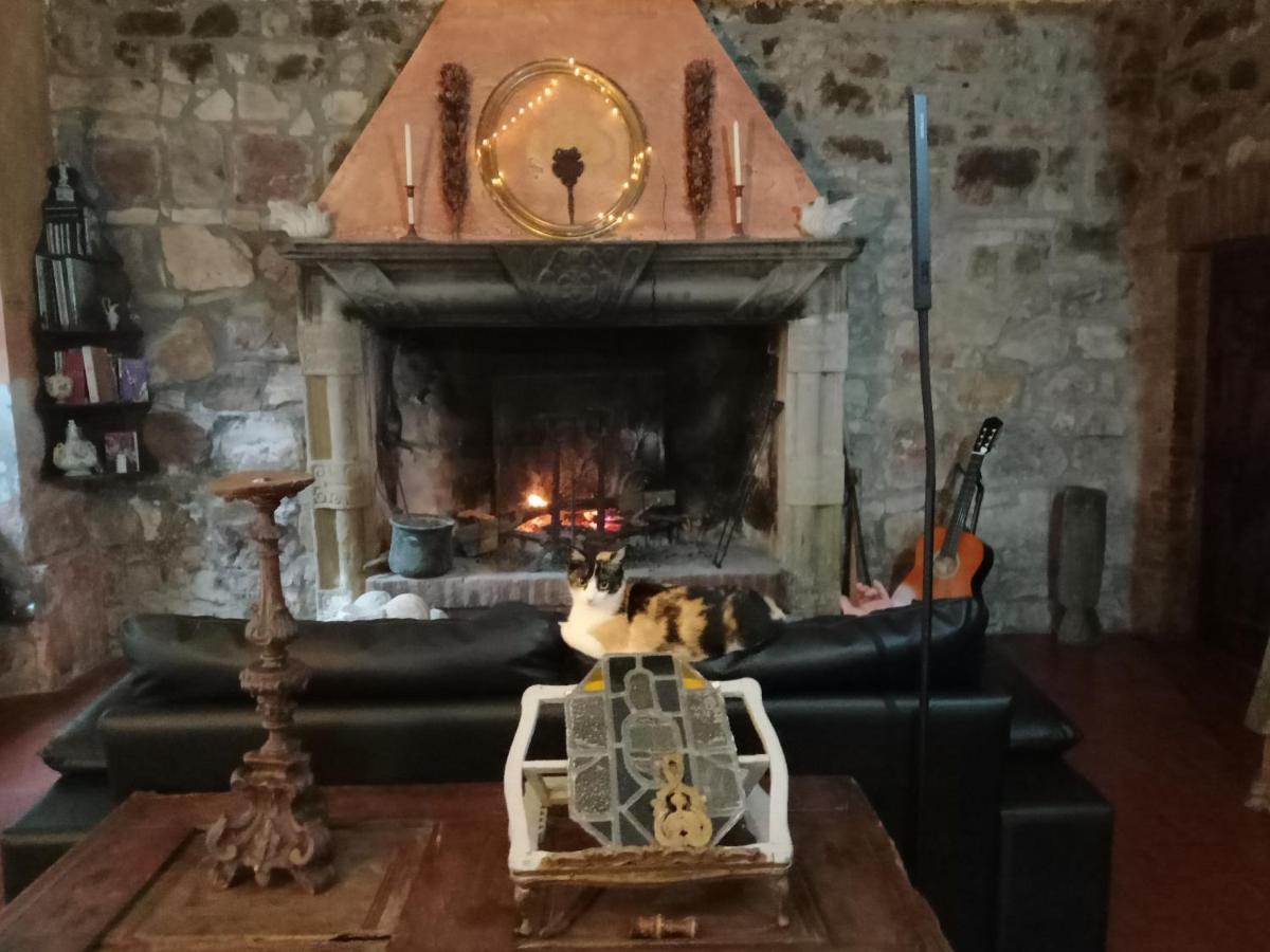 Morelli House Guest House Montalbo Luaran gambar