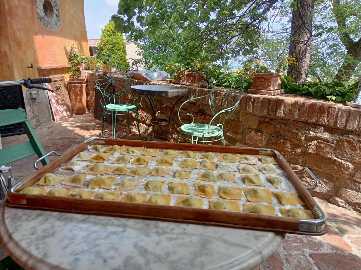 Morelli House Guest House Montalbo Luaran gambar